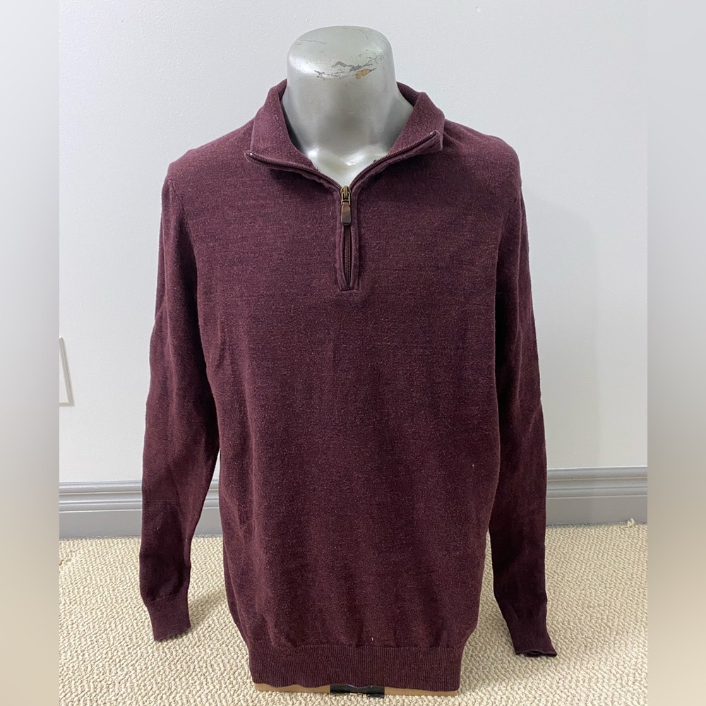 2/$30⚡️- SWEATER | Jos. A. Bank sweater size medium